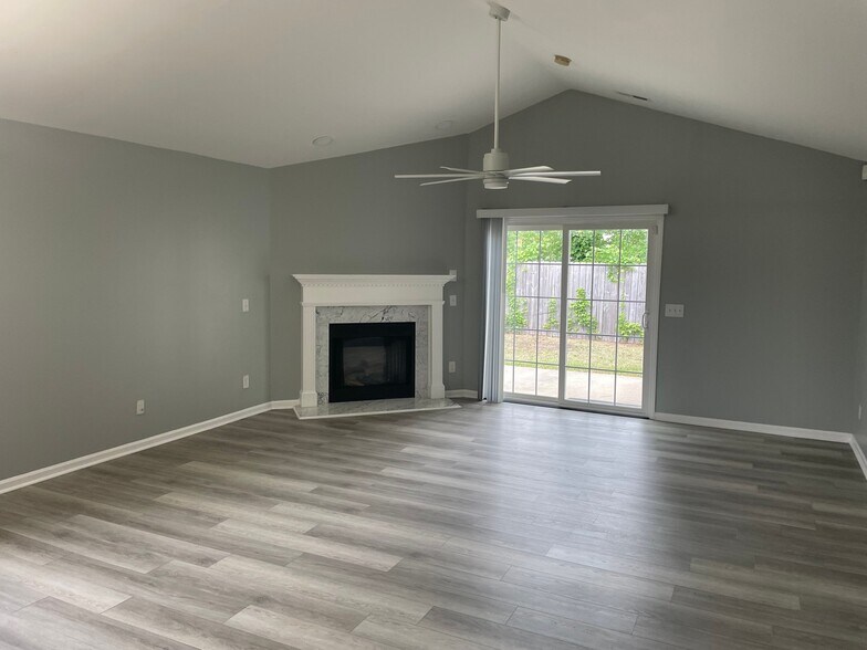 Building Photo - 1206 Wyngate Dr