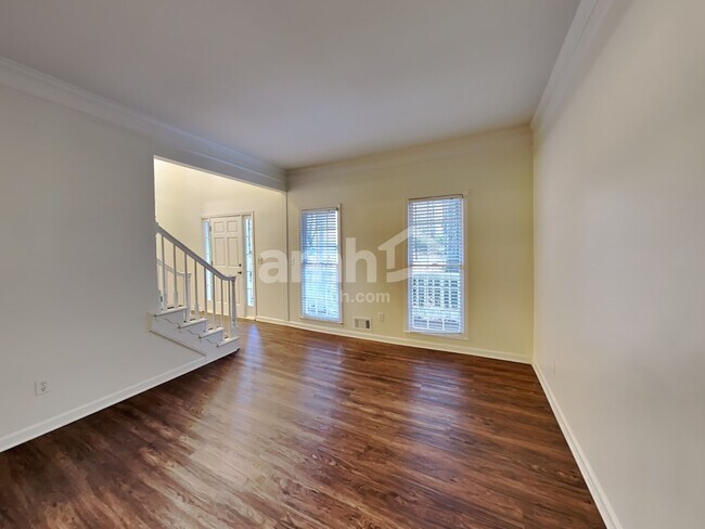 Building Photo - 3987 Fox Glen Dr