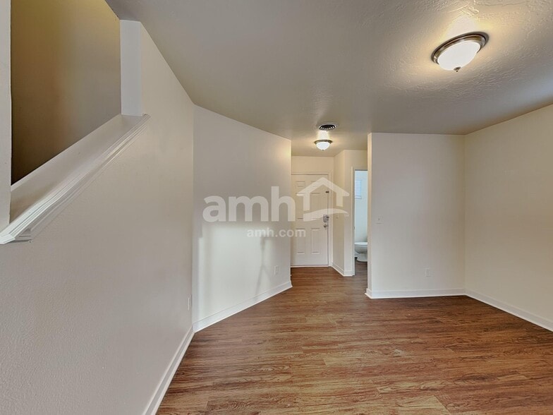 Building Photo - 19637 Cumberland Way