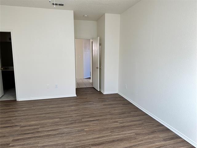 Building Photo - 4412 Park Creek Ct