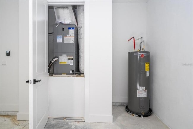 Building Photo - 49 Santa Fe St