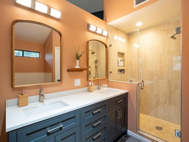 Building Photo - 5727 Abilene Trl