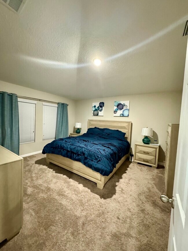 Master Bedroom - 12755 Tannencrest Dr