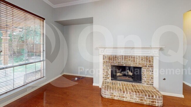 Building Photo - 4536 Brenda Dr