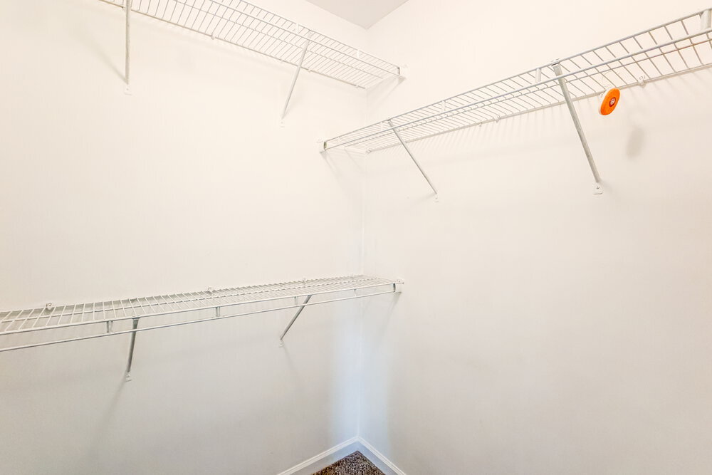 Building Photo - 815 Forsythia Way