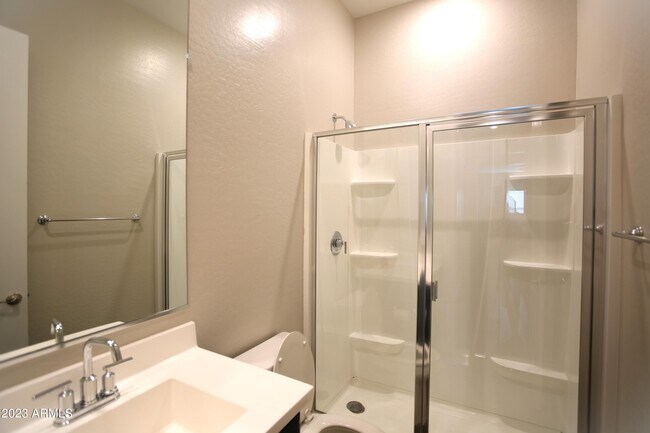 Building Photo - 1201 E Cherrywood Pl