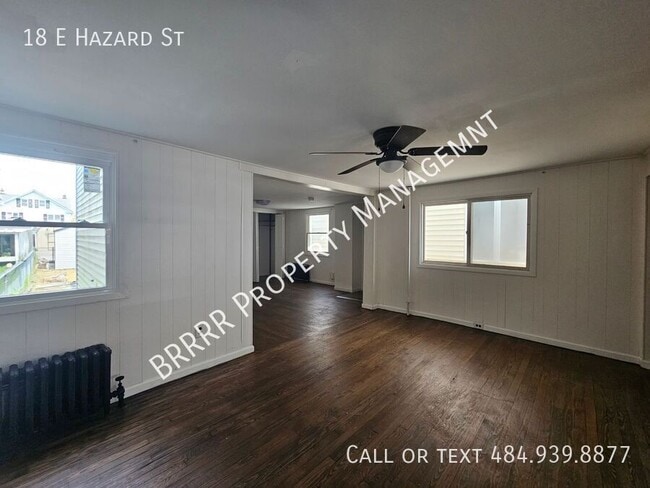 Building Photo - 18 E Hazard St