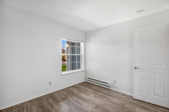 Building Photo - 120 Whalen Ave