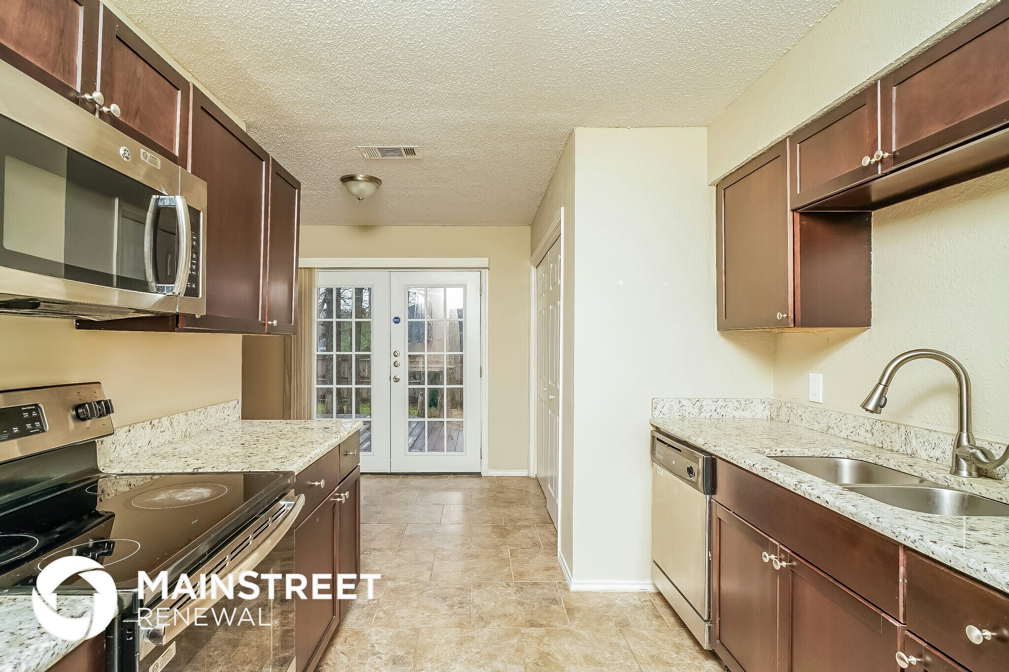 Building Photo - 4820 Crest Dr