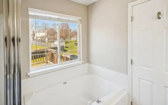 Building Photo - 12828 Dunkirk Dr