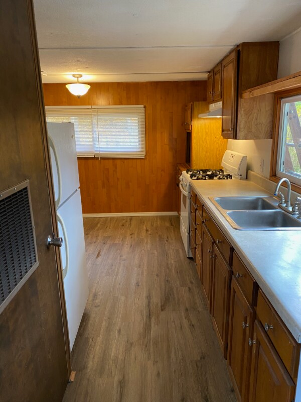 Building Photo - 00 undisclosed address