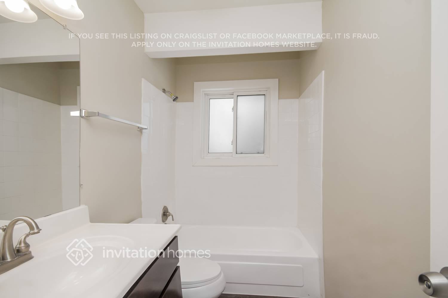 Building Photo - 7939 Edgewood Ct