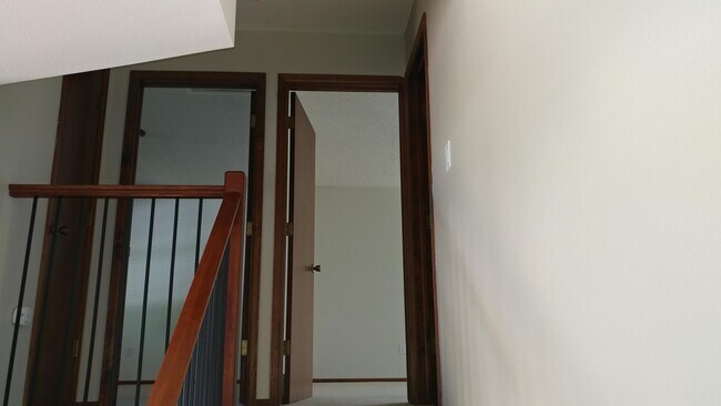 Building Photo - 2900 Eindborough Dr