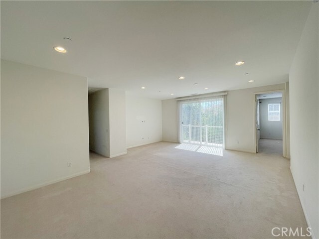 Building Photo - 417 W Bagnall St