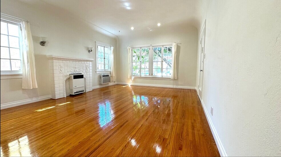 Building Photo - 422 N Spaulding Ave