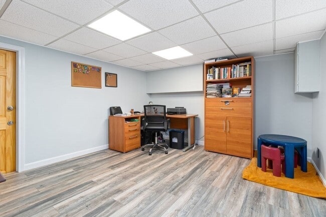 Building Photo - 36 Brookside Ave