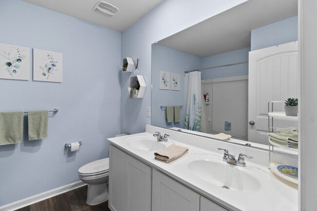Building Photo - 20576 Smithfield Cir