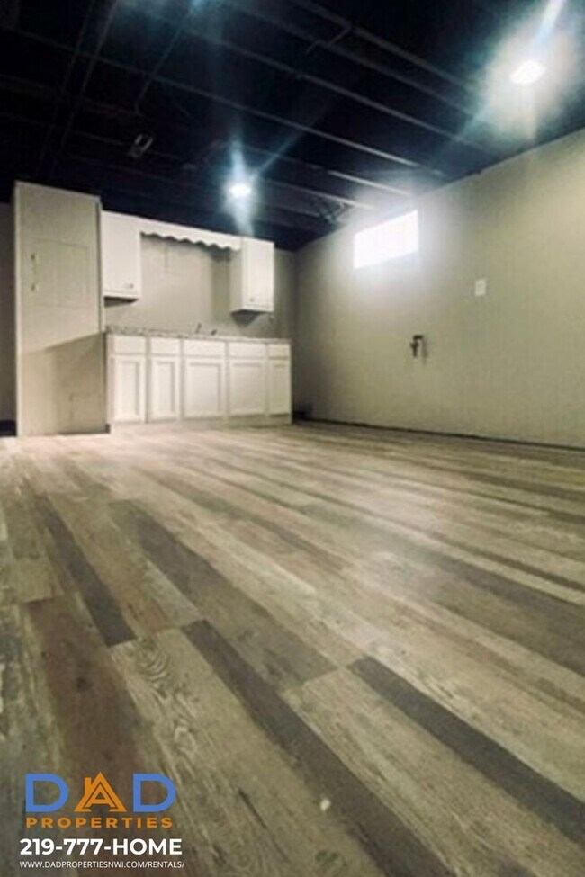 Building Photo - Spacious Updated 3 Bedroom Home in East Chicago