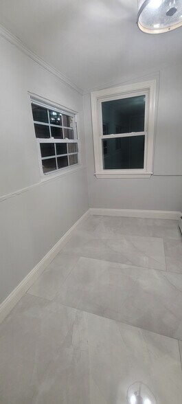 Office - 34 Waverly St