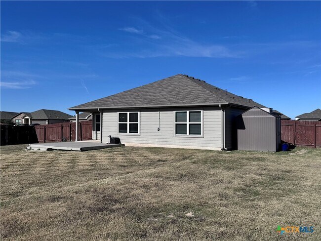 Building Photo - 300 Colthorpe Ln