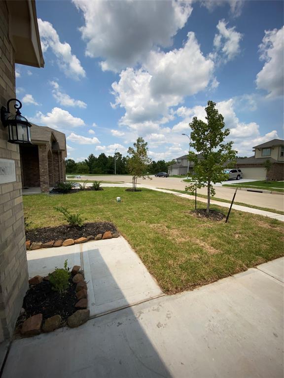 Building Photo - 21807 Barred Owl Dr