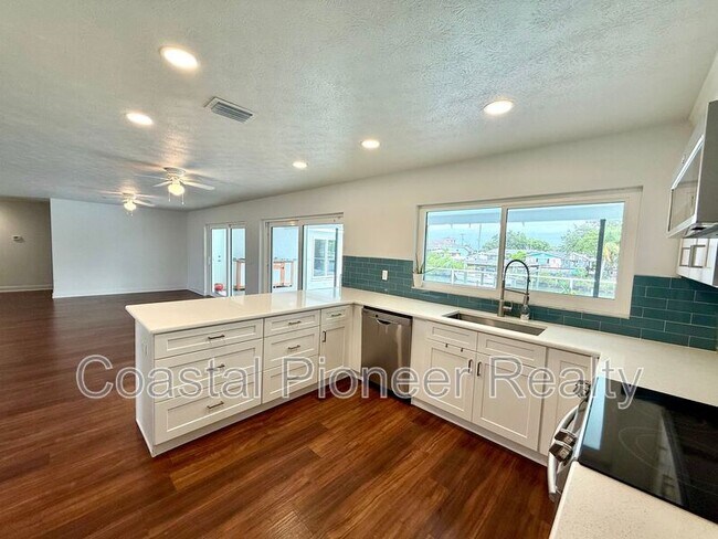 Building Photo - 613 Kingston Ct