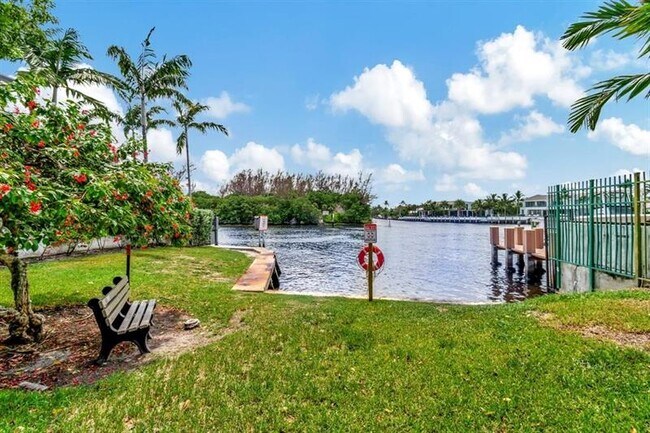 Building Photo - 1932 NE 7th St