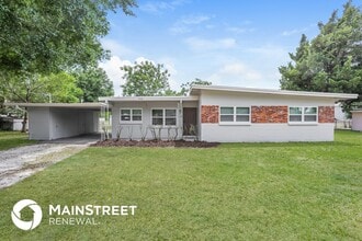Building Photo - 5730 Oleander Dr
