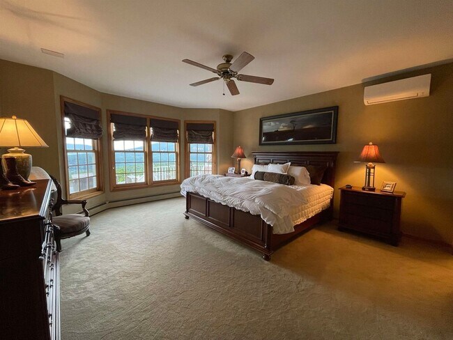 Building Photo - 21 Valley View Rd