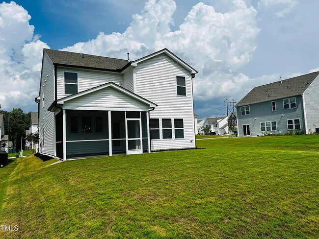 Building Photo - Like-New Home Near Downtown Fuquay with Mo...