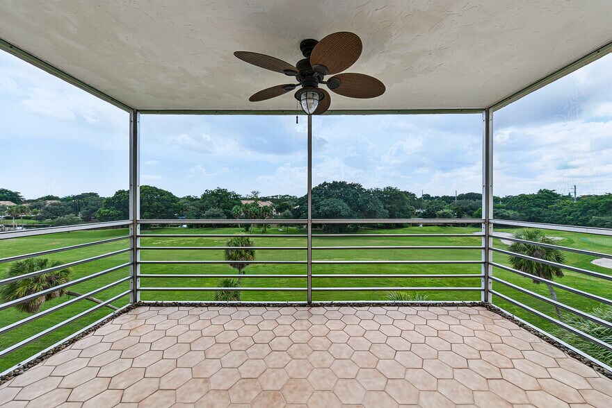 Building Photo - 4000 Cypress Grove Way