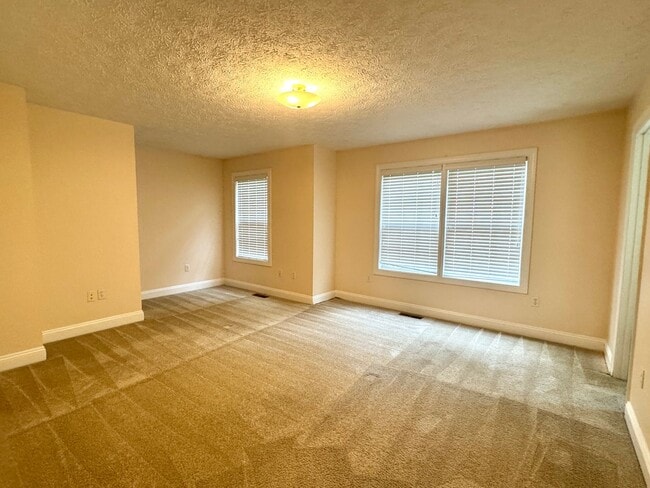 Building Photo - 260 Tall Oak Blvd NW