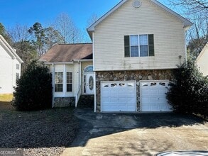 Building Photo - 4034 Robin Cir