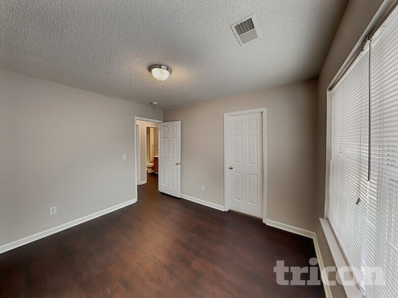 Building Photo - 1069 Coralbean Way