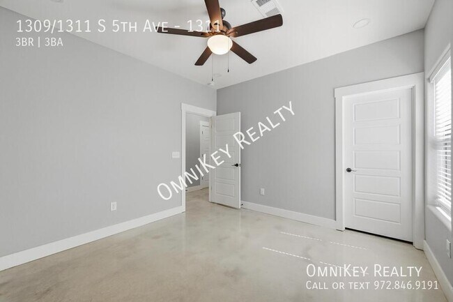 Building Photo - 1309/1311 S 5th Ave-1311