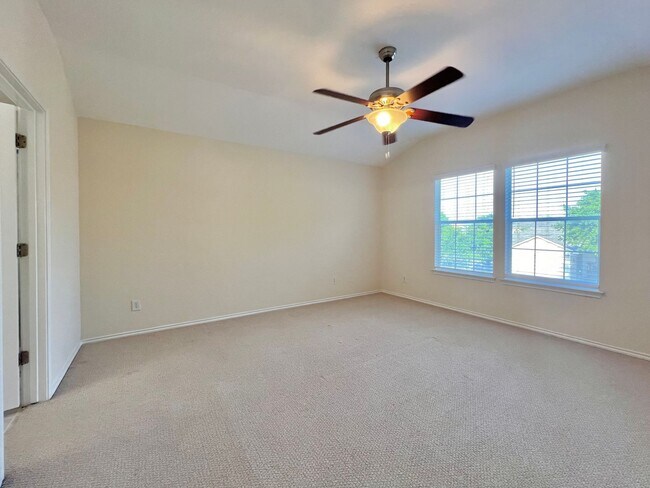 Building Photo - 11111 Dewberry Field