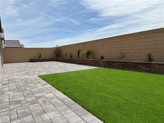 Building Photo - 3495 Lamberto Clf Wy