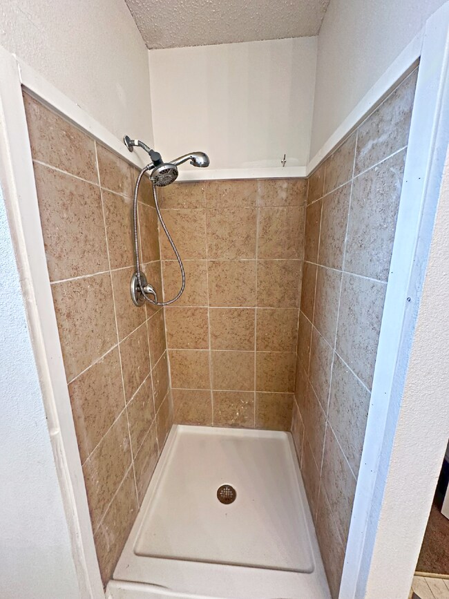 Building Photo - 6154 Ashley Spring