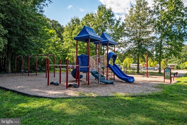 Building Photo - 1110 Thomas Trl