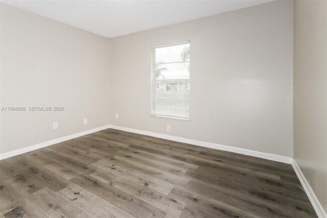 Building Photo - 1274 SW Byron St