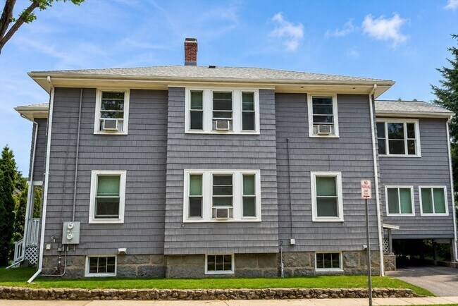 Building Photo - 7-9 Hammond Ct