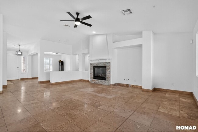 Building Photo - 7742 E Los Gatos Dr