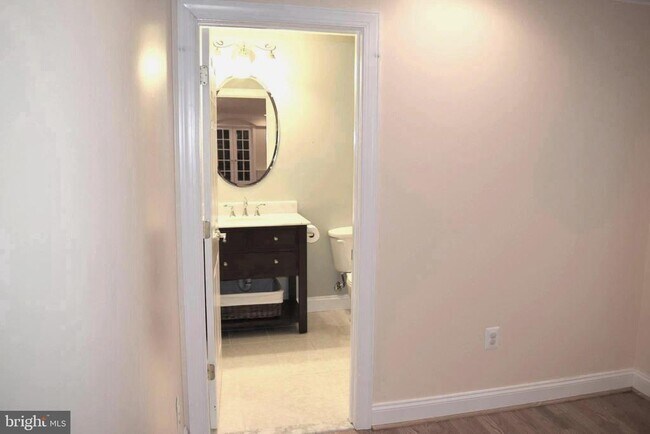 Building Photo - 6808 Old Chesterbrook Rd