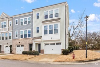 Building Photo - Apex End Unit Townhome Just listed FOR RENT