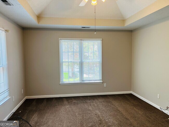 Building Photo - 155 Woodstream Wy