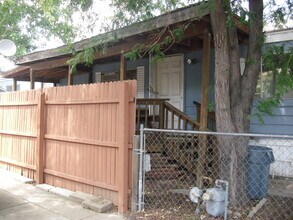 Building Photo - Welcome to the 3 Bedroom Mobile Home in Thornton! Located in the vibrant city of Denver, CO