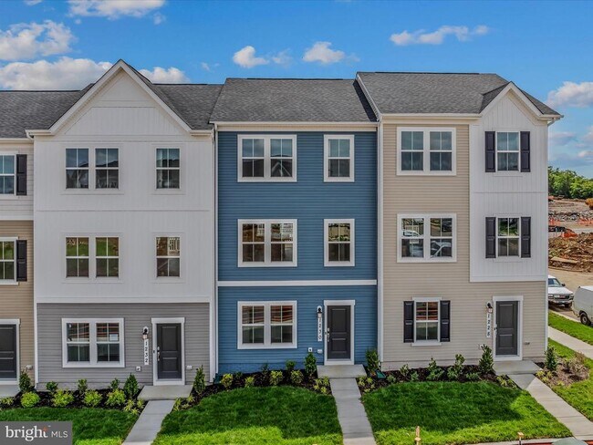 Building Photo - 1230 Cedar Vly Rd