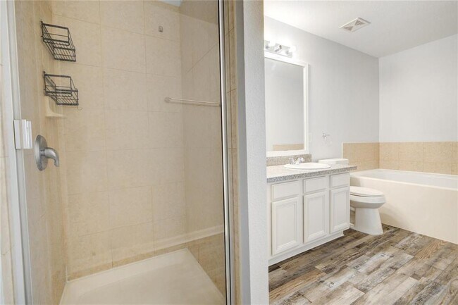 Building Photo - 7130 Cypress Pr Dr