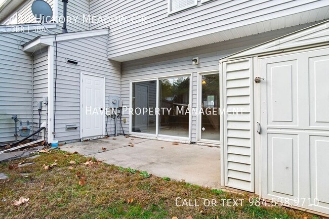 Building Photo - 410 Hickory Meadow Cir