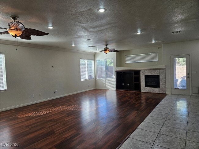 Building Photo - 10134 Reflection Brook Ave